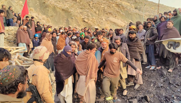 Gas Leak Tragedy Claims Lives of Five Miners in Harnai